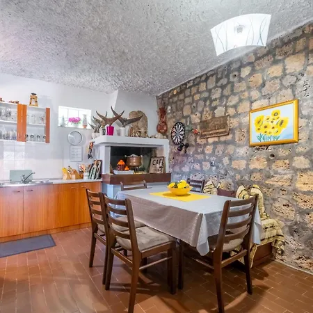 Tupina By Paulina 3* Mlini