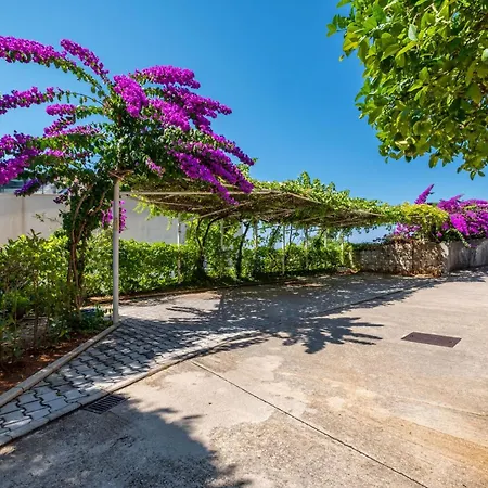 Tupina By Paulina Vendégház Mlini