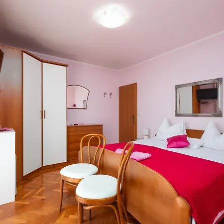 Tupina By Paulina Pensionat Mlini