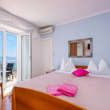Tupina By Paulina Guest house