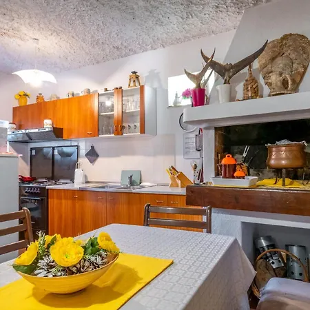 Tupina By Paulina Guest house